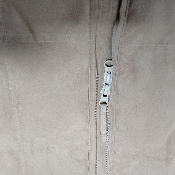 L.L. Bean Ladies Goose Down Long Double Zip Puffer With Sherpa Collar. Size XL - Picture 7 of 10